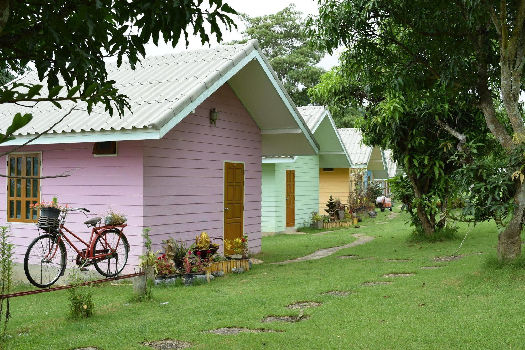Pailaisi Resort Luaran gambar
