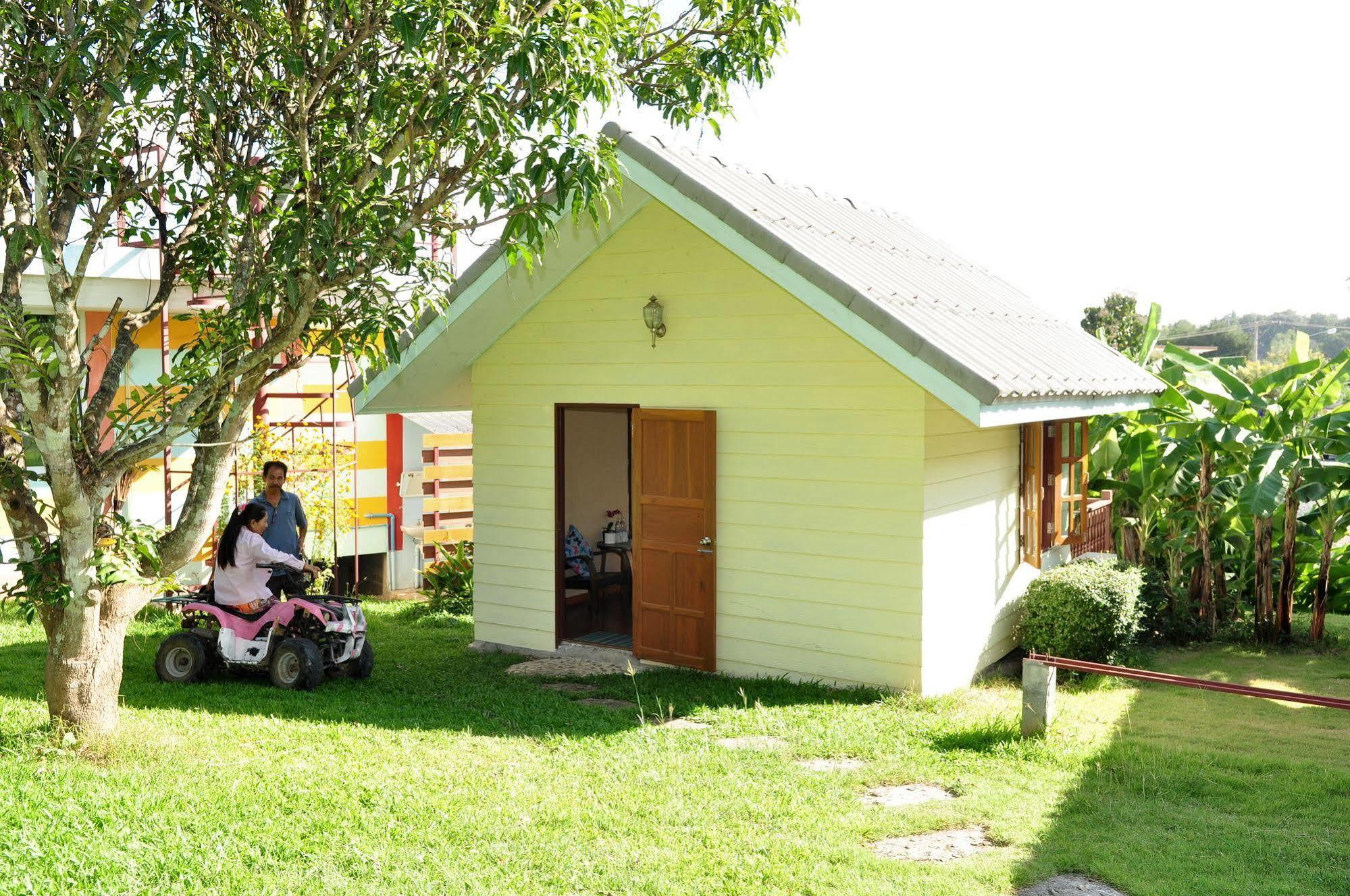 Pailaisi Resort Luaran gambar