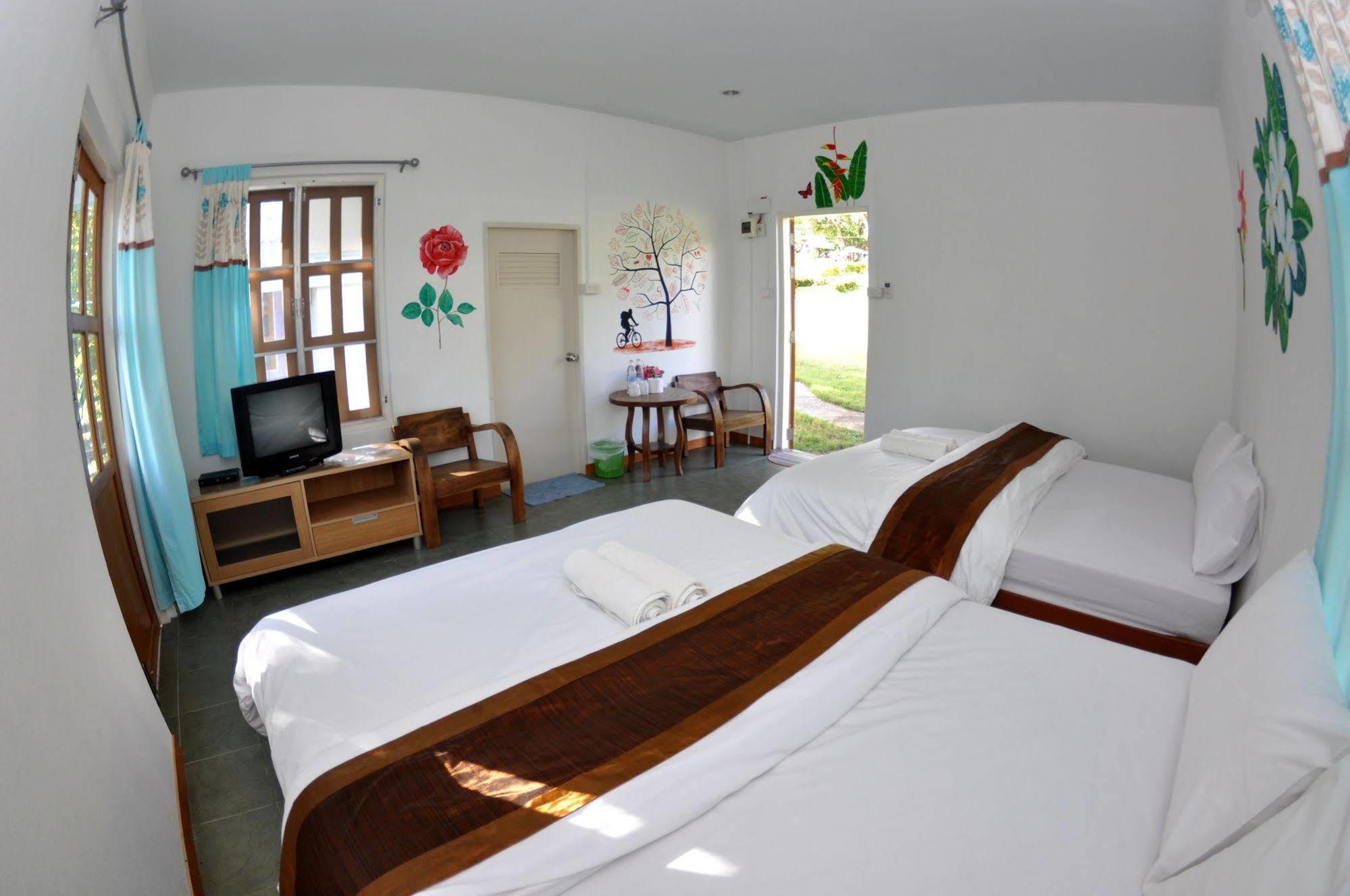 Pailaisi Resort Luaran gambar