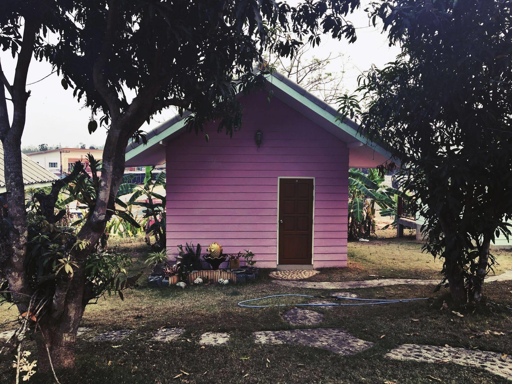 Pailaisi Resort Luaran gambar